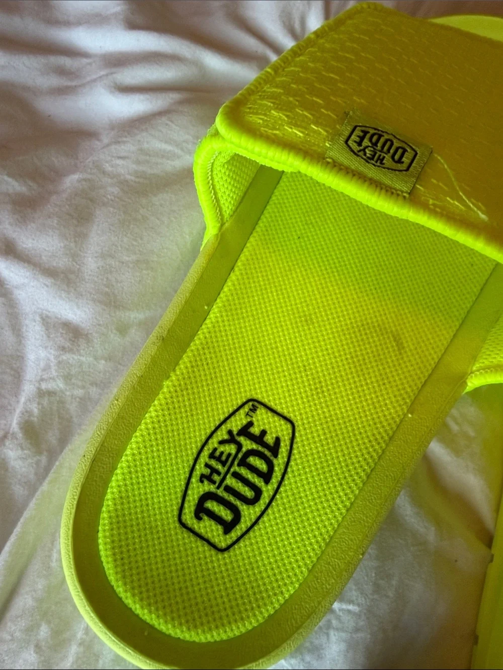 Hey Dude Neon l/fluorescent Yellow Kids Slide/ Sandals. Kids 12. Boys or Girls
